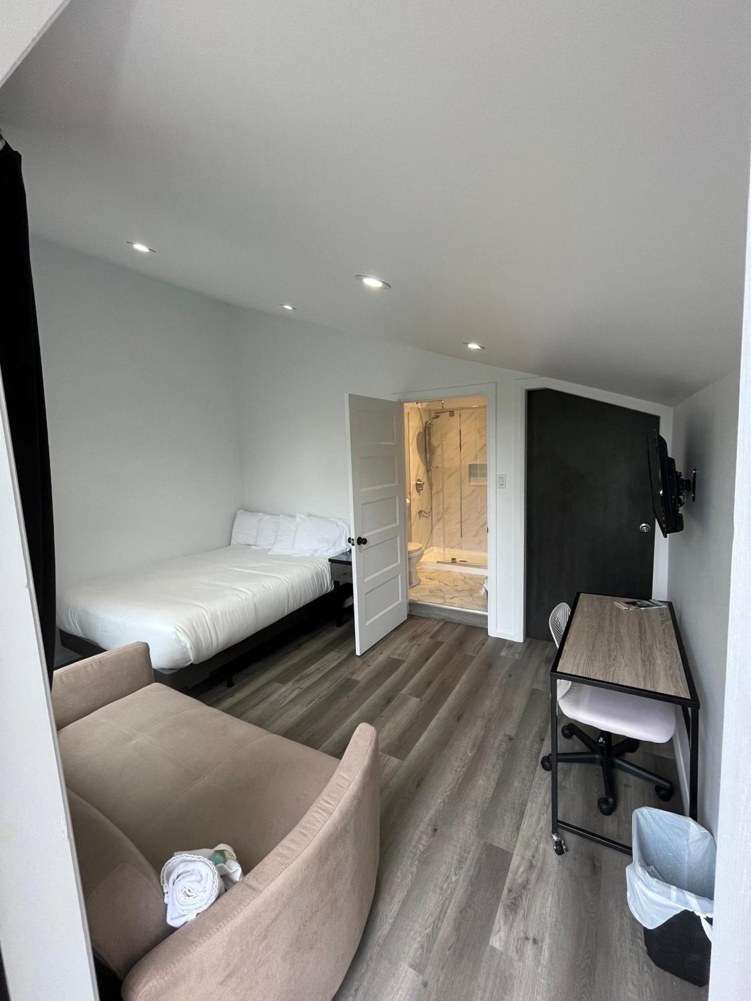 Auberge De Ferme-Neuve Lac-Saint-Paul Экстерьер фото