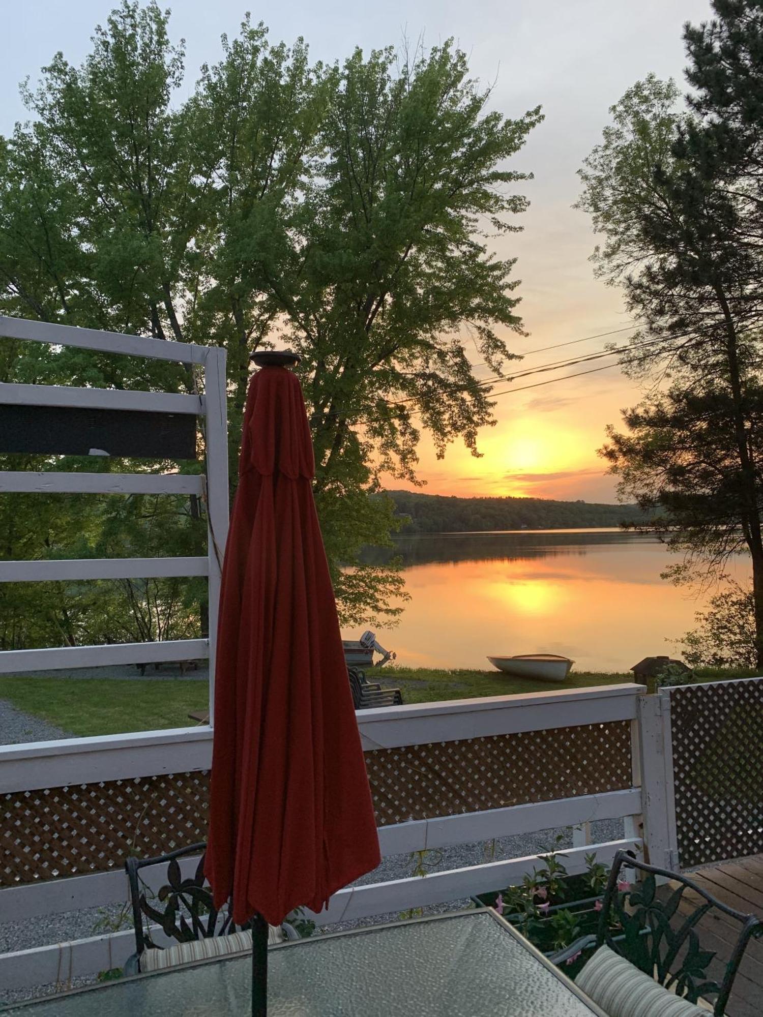 Auberge De Ferme-Neuve Lac-Saint-Paul Экстерьер фото